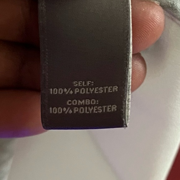 Neiman Marcus Snakeskin Print Top - Picture 3 of 12